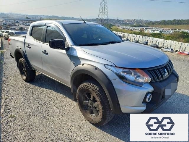 L200 TRITON OUTDOOR GLX 2.4 16V MIVEC TURBO
